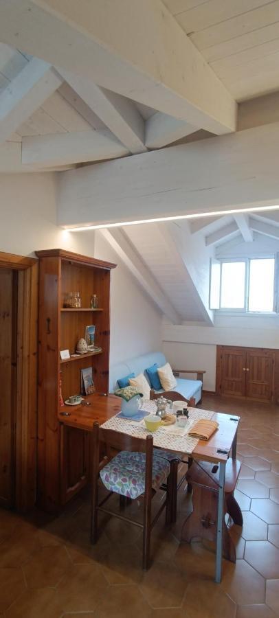 Casa Di Claude 2 Finalmarina Apartment Finale Ligure Bagian luar foto